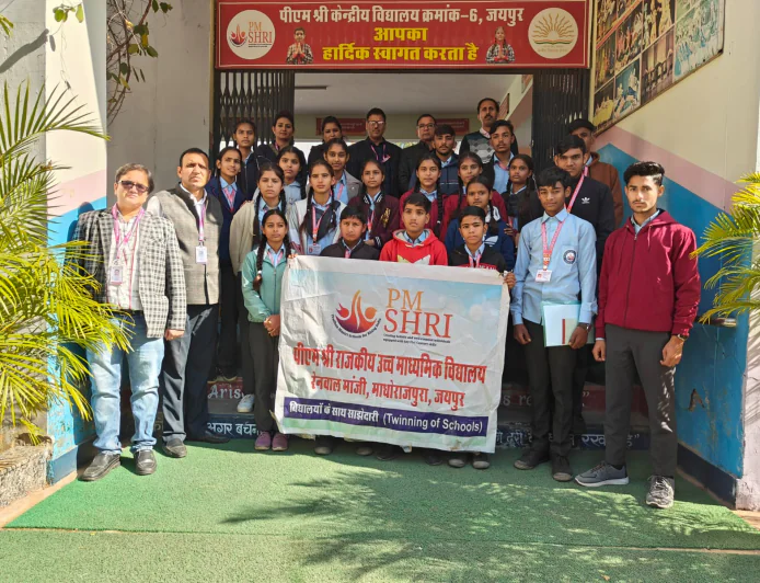 पीएम श्री रा. उ. माॅ.स्कूल रेनवाल मांझी की छात्र - छात्राओं ने किया शैक्षणिक भ्रमण 