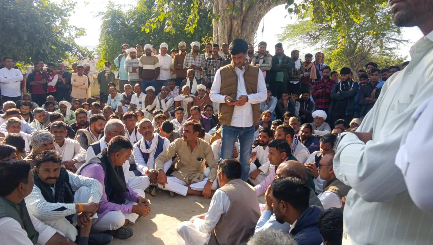 घोड़ी चालक की मौत पर बवाल, 4 घंटे थाने का घेरावमुआवजा, नौकरी व FIR की मांग पर अड़े ग्रामीण – प्रशासन से बनी सहमति, धरना समाप्त। 