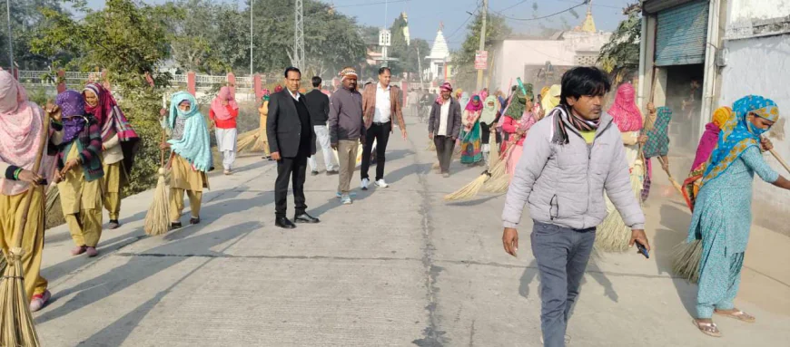 नगर परिषद द्वारा सरकार के दो वर्ष पूर्ण होने पर व्यापक स्वच्छता अभियान