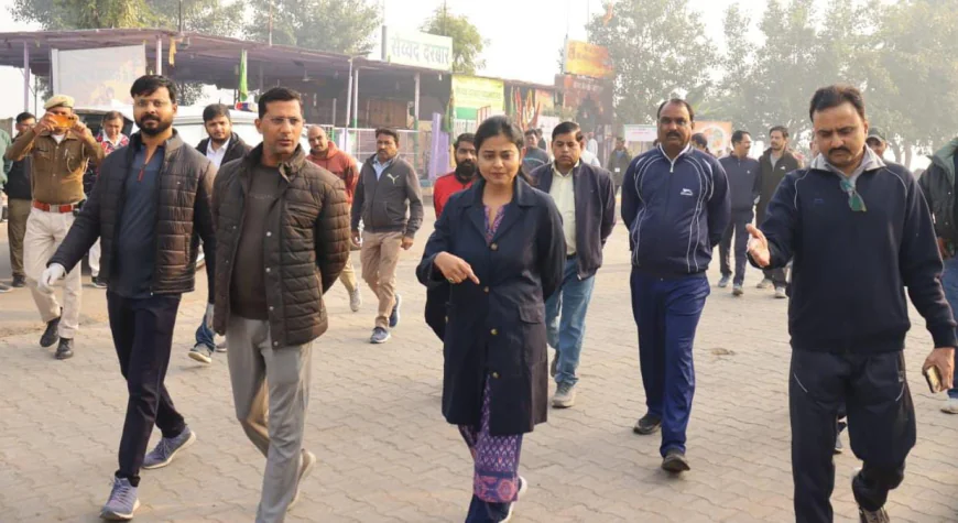 राज्य सरकार के दो वर्ष पूर्ण होने के उपलक्ष्य में स्वच्छता अभियान आयोजित  जिला कलक्टर की अगुवाई में शहरवासियों ने किया श्रमदान