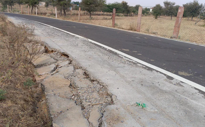 मेंटिनेंस अवधि में सड़क जगह-जगह से क्षतिग्रस्त ठेकेदार द्वारा नहीं दिया जा रहा मेंटिनेंस पर ध्यान भाजपा नेता ने की सड़क को सही करवाने की मांग 