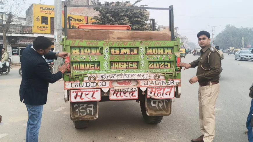 नो रिफ्लेक्टर नो व्हीकल अभियान: रिफ्लेक्टर लगाए